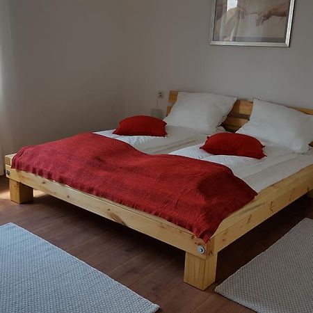 Ferienwohnung&Gästezimmer Rixner Hilpoltstein Exterior foto