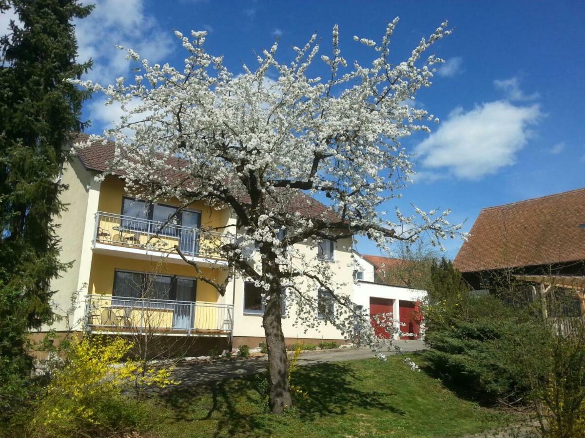 Ferienwohnung&Gästezimmer Rixner Hilpoltstein Exterior foto
